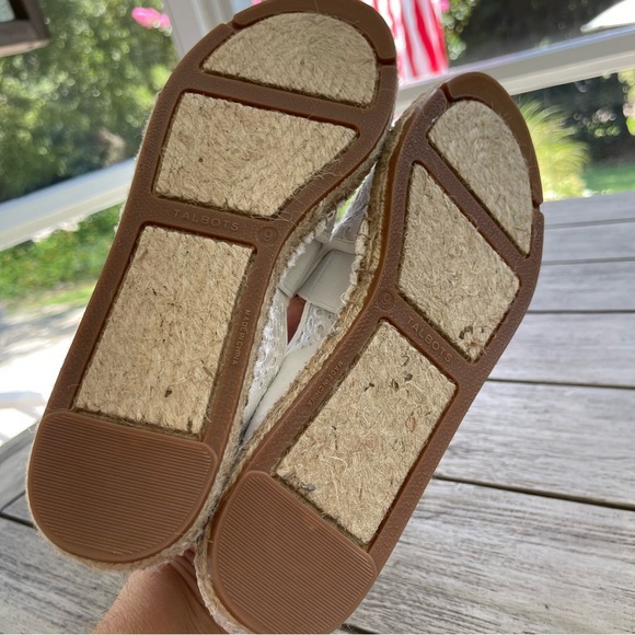 Talbots Izzy White Eyelet Espadrille Slip-On Shoes Womens Size 9 - Picture 3 of 9